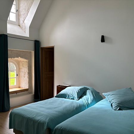 Les Communs De Chiffrevast Bed and Breakfast Tamerville Εξωτερικό φωτογραφία